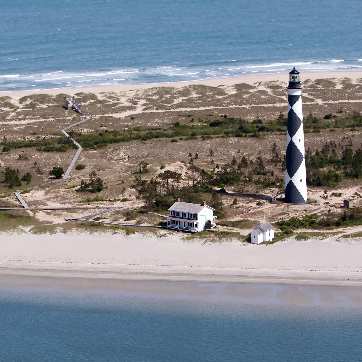 🌅 Plan a Cabin Stay at Cape Lookout